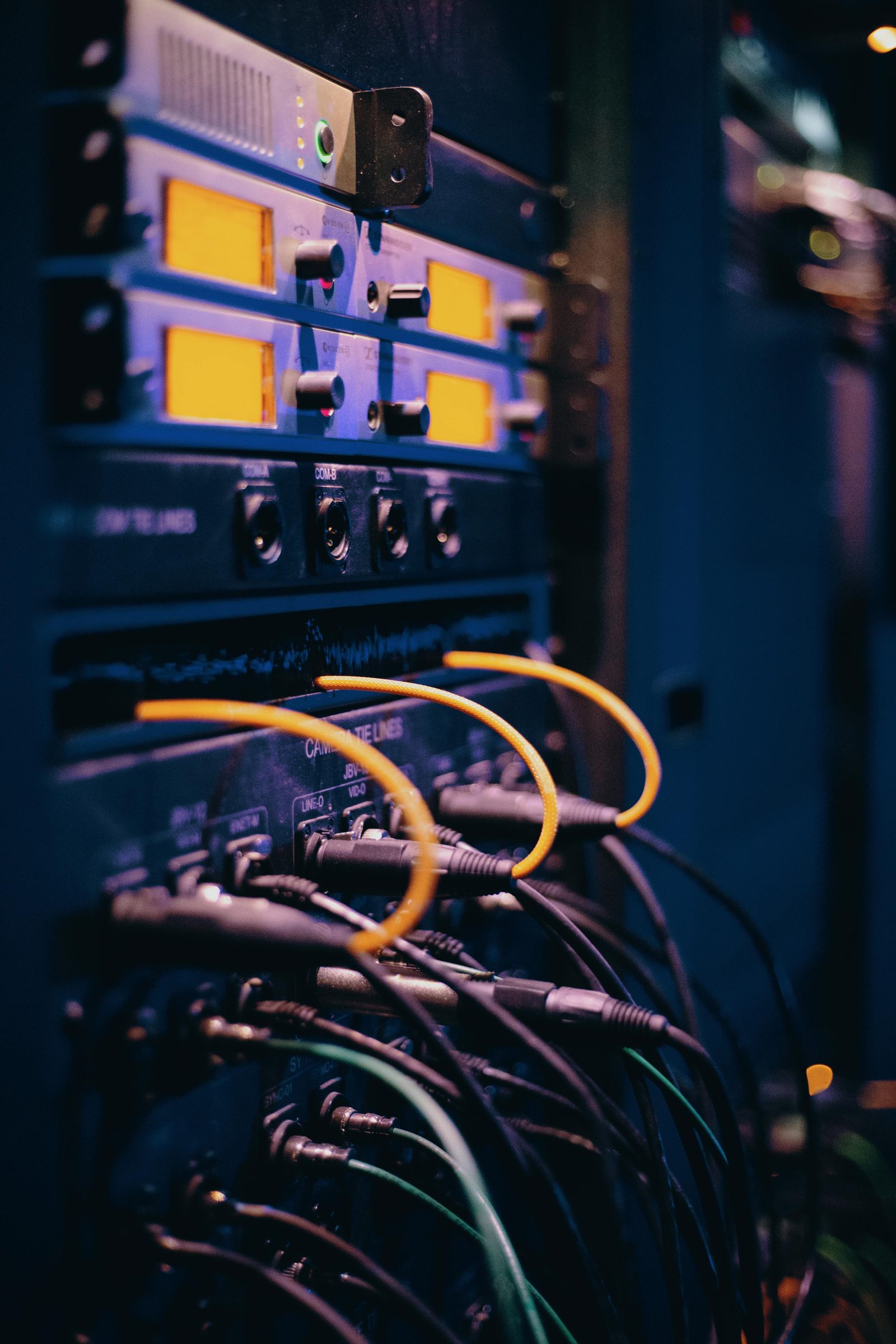 Redes, cableado y conectividad